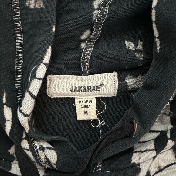 Jak&Rae Black and White Tie Dye Top Medium - Picture 6 of 9